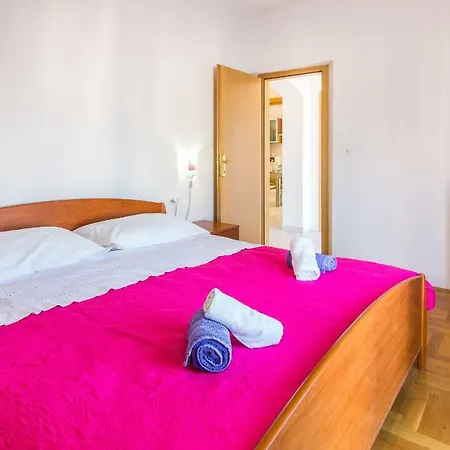 Dominik Apartment